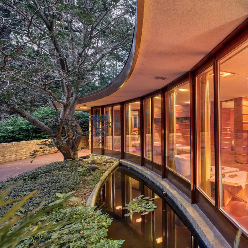 Exterior of Laurent House by Frank Lloyd Wright